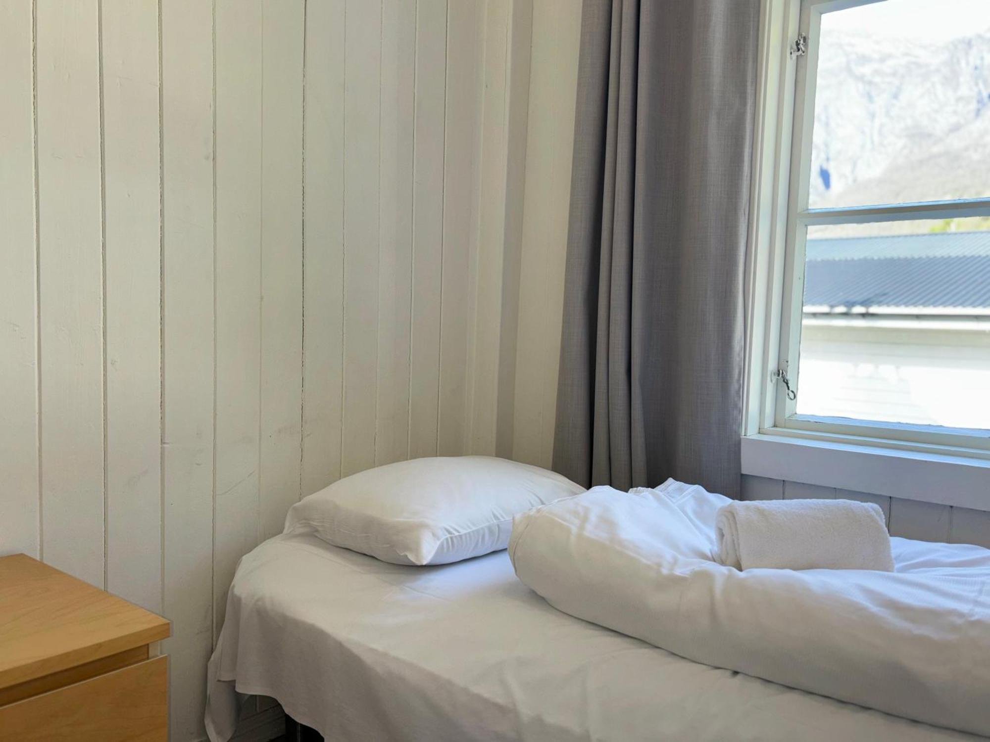 Winjum Hostel Stegastein アウルラン エクステリア 写真